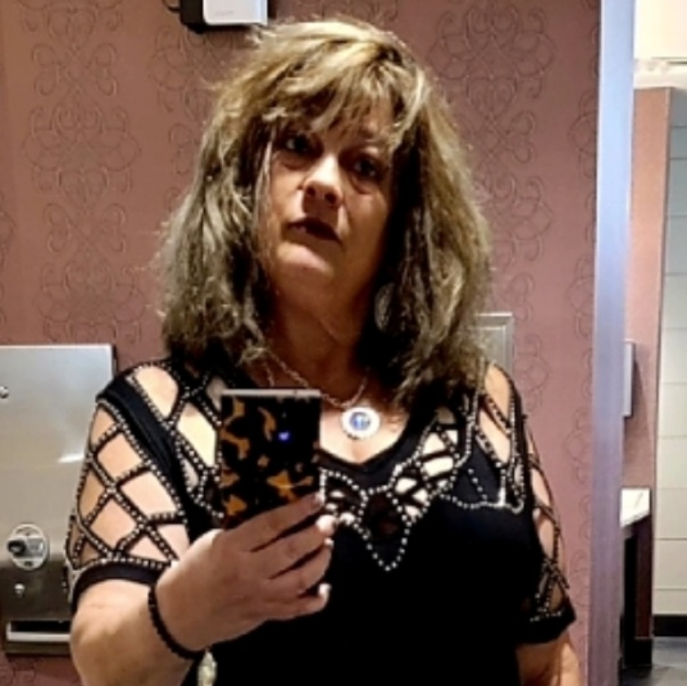 Meet your Posher, Nikki